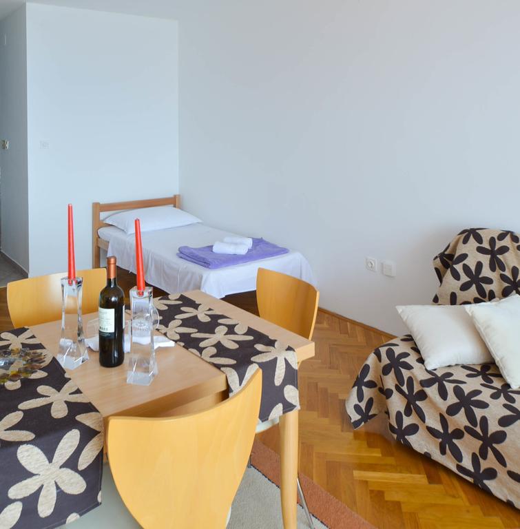 Apartment Natasa Novi Vinodolski Oda fotoğraf